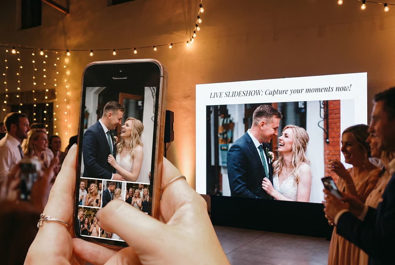 Live Wedding Photo Slideshow: Guest Photos on Screen (2026)